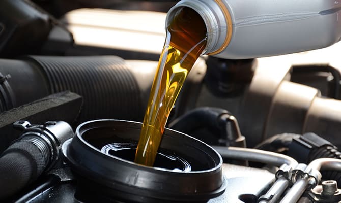 Troca de óleo: tudo o que você precisa saber para o seu carro 7 80cd1492 importancia da troca de oleo