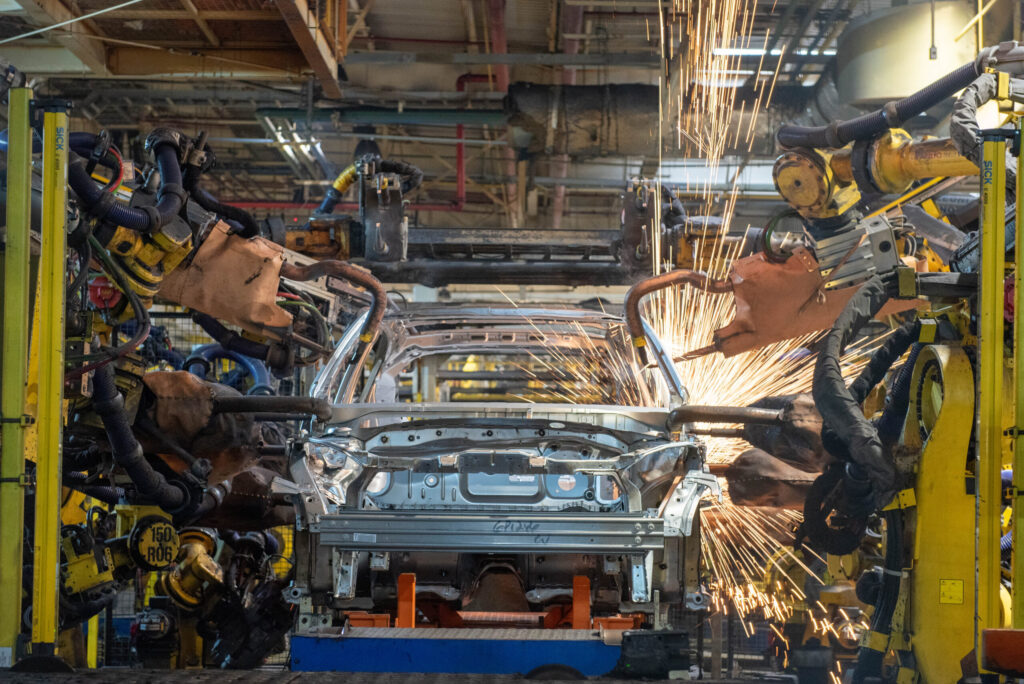 Investimento da GM em Gravataí de R$ 1,2 Bilhão é para a produção de novo modelo 4 GM investe em Gravataí e anuncia a produção de modelo inédito