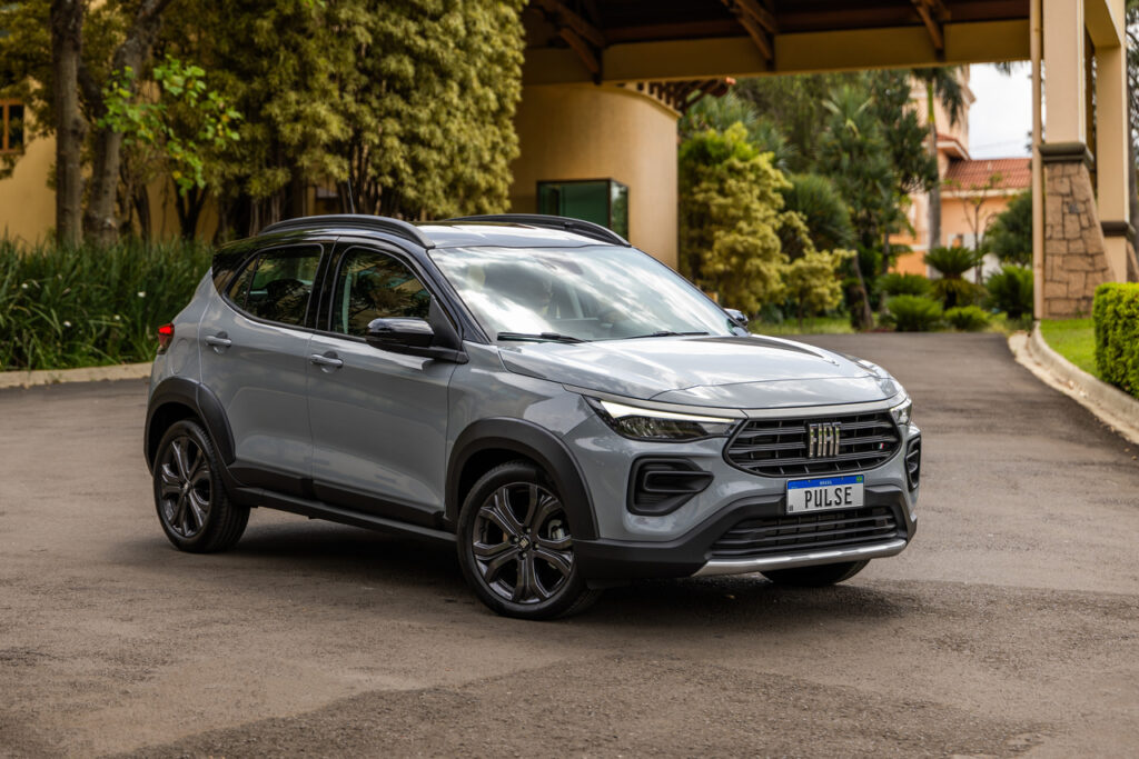 Carro híbrido mais barato em 2024: as 6 opções que cabem no seu bolso 1 Fiat Pulse Audace Hybrid