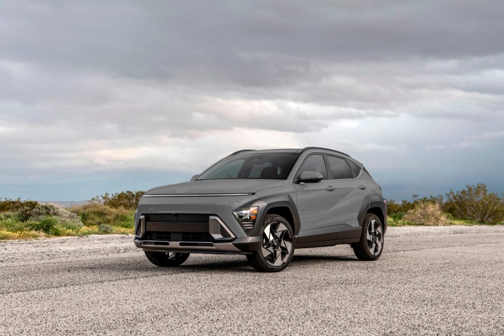 Novo Hyundai KONA Hybrid vai chegar ao país em abril 7 Hyundai confirma chegada do SUV Kona Hybrid ao Brasil em abril