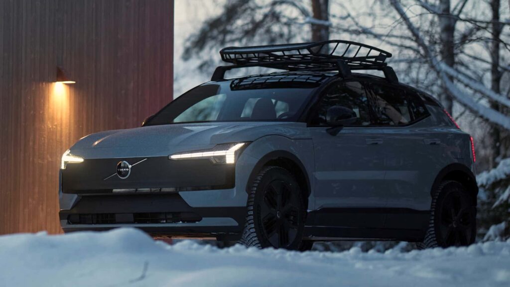 Volvo EX30 Cross Country 5